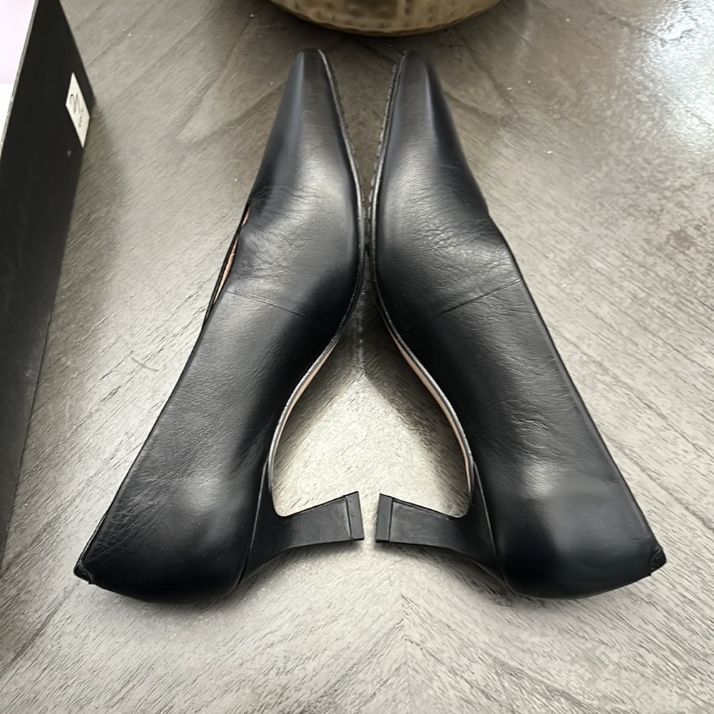 NATURALIZER SEDONA LEATHER SQUARE TOE PUMPS - Picture 6 of 10